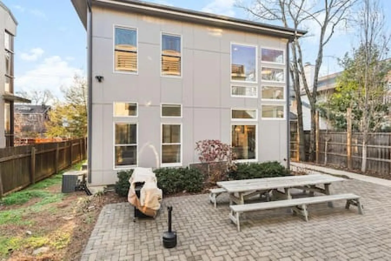 Belmont Retreat Walk To Restaurants, Coffee, 12 South Villa Nashville Holiday home